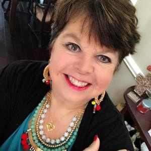 Meet your Posher, Amy